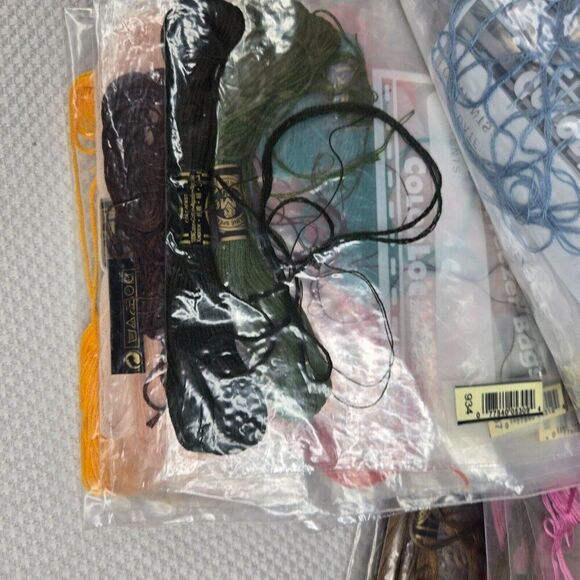 DMC Mixed Lot Embroidery Floss Thread Skeins New And Partial 100+ Skein - Picture 5 of 8